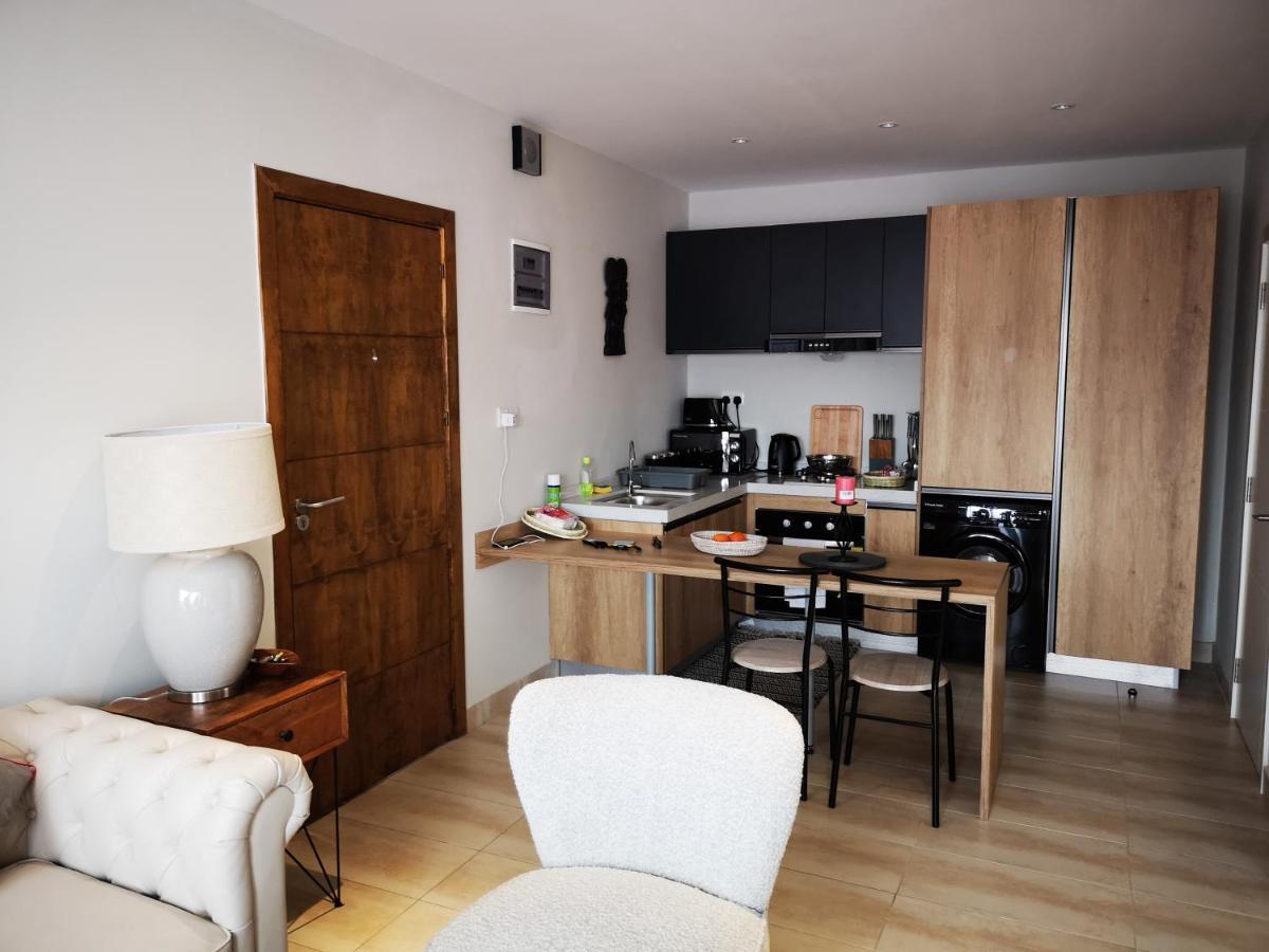 E14, Forest View Apartments, Deposit Required To Confirm Booking โคโลลิ ภายนอก รูปภาพ
