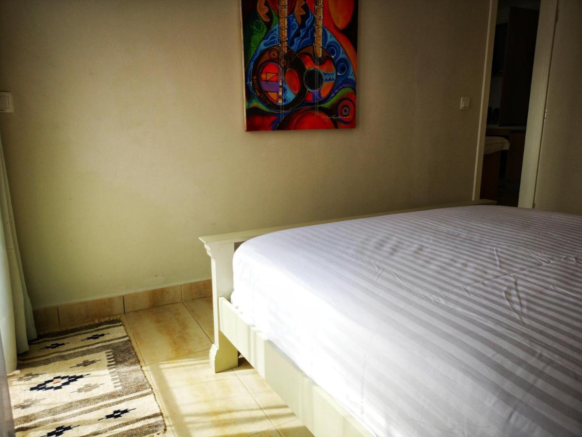E14, Forest View Apartments, Deposit Required To Confirm Booking โคโลลิ ภายนอก รูปภาพ