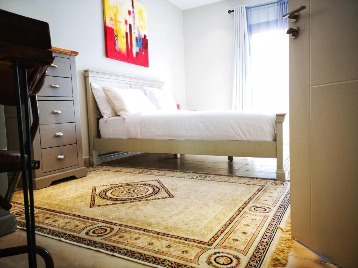 E14, Forest View Apartments, Deposit Required To Confirm Booking โคโลลิ ภายนอก รูปภาพ