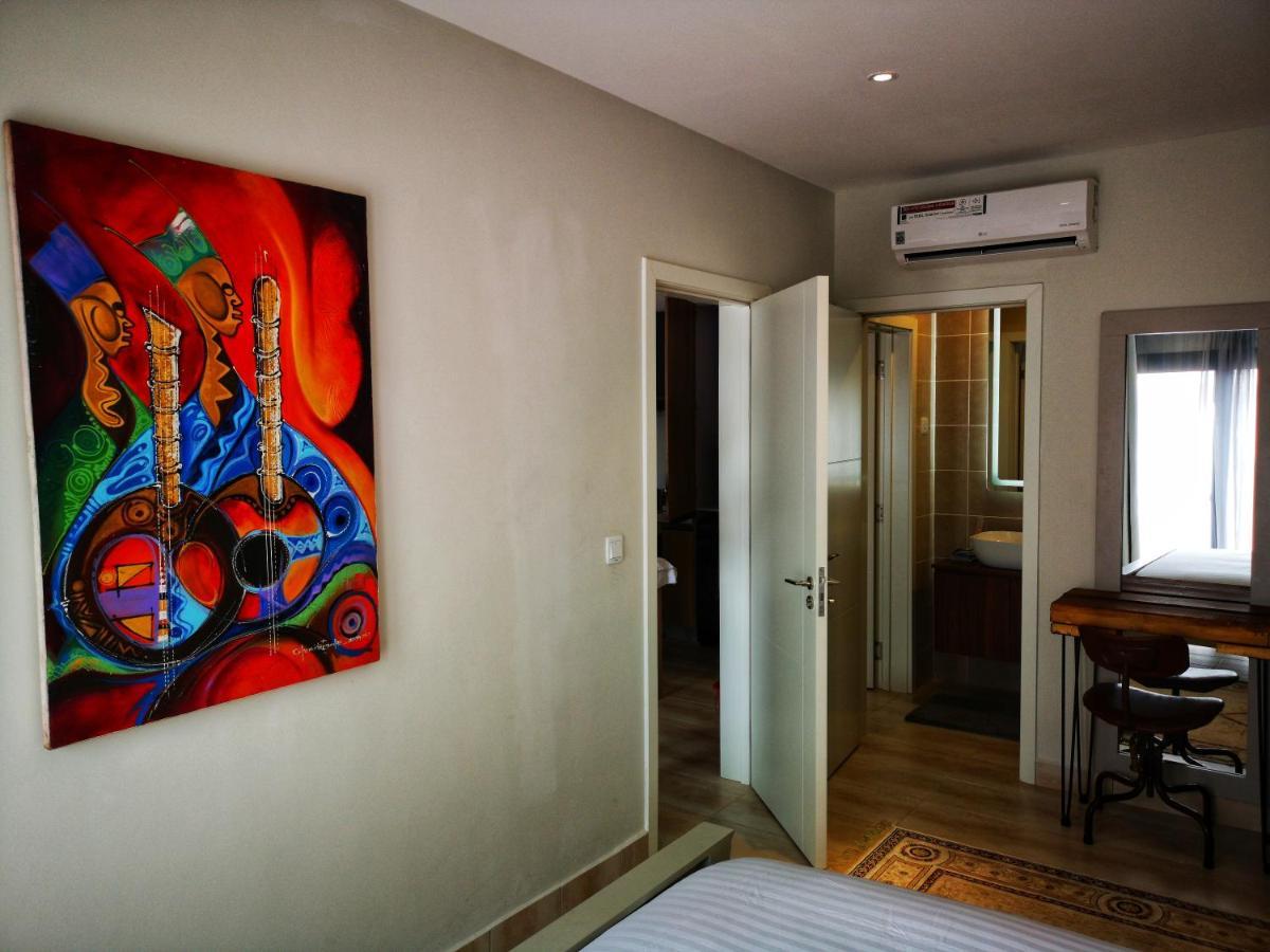 E14, Forest View Apartments, Deposit Required To Confirm Booking โคโลลิ ภายนอก รูปภาพ